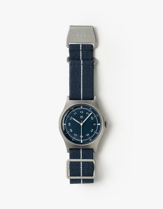 MUS+02 NAVY P AUTO
